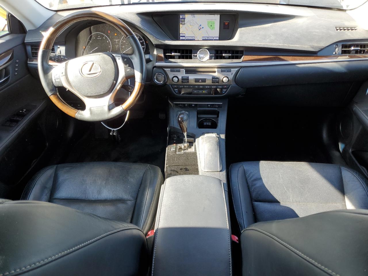 2013 Lexus ES - Image 8