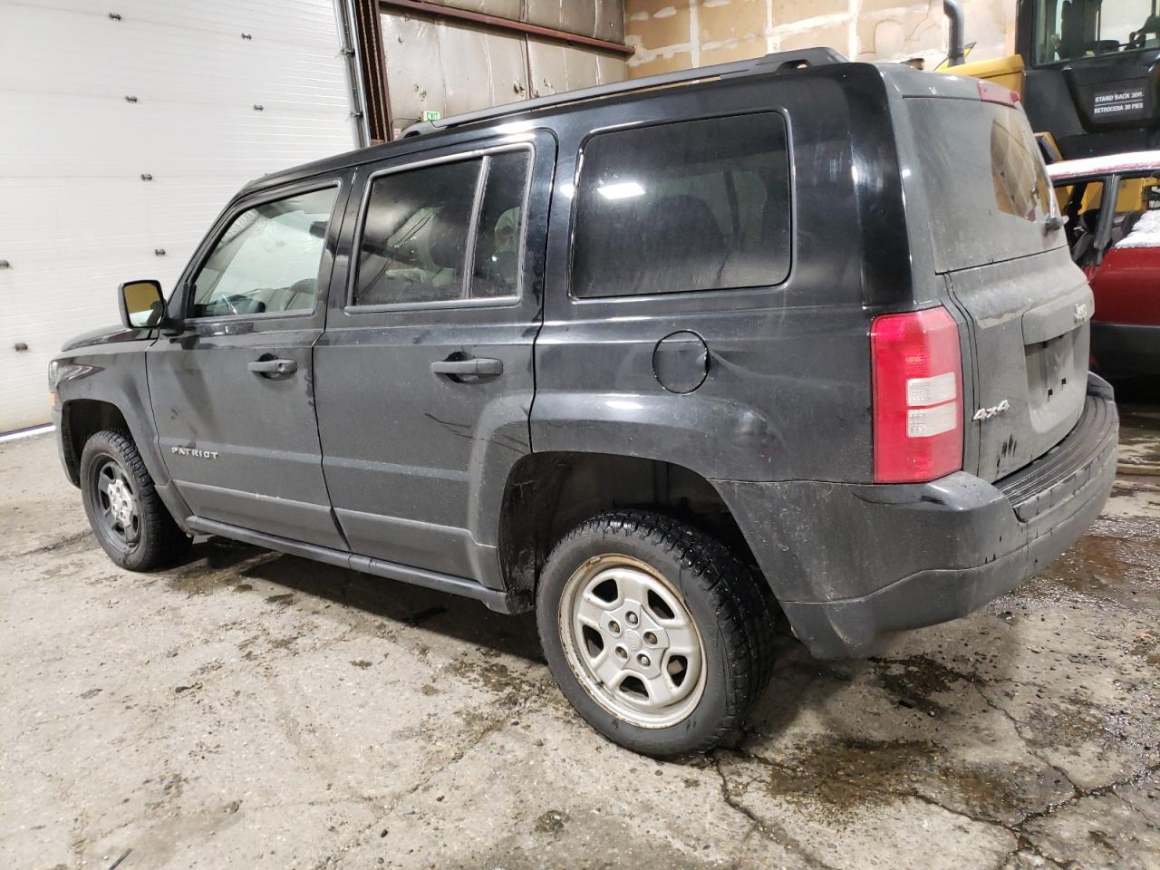 2016 Jeep Liberty (Patriot) - Image 2