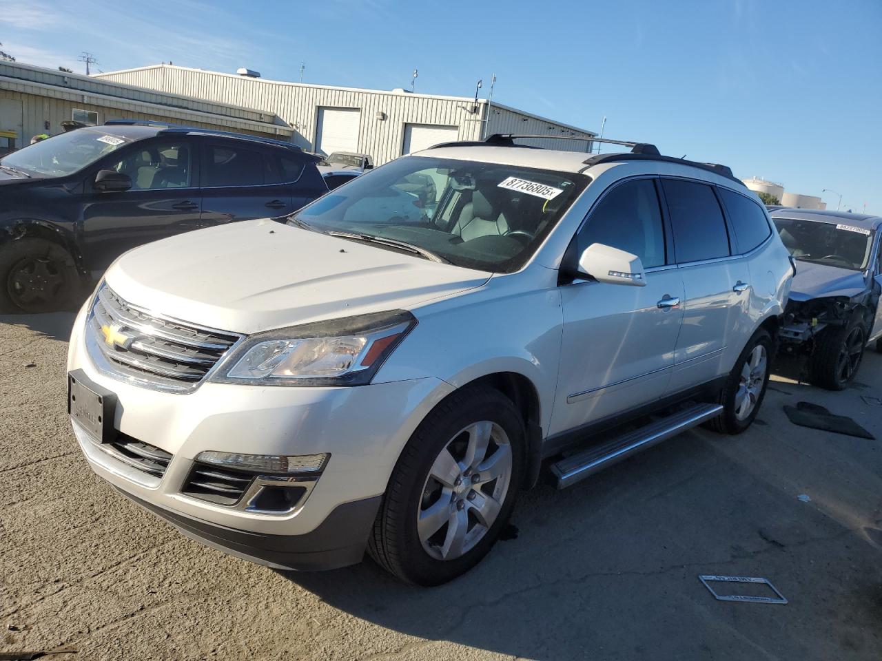 VIN 1GNKRLKD0DJ261989 2013 CHEVROLET TRAVERSE no.1