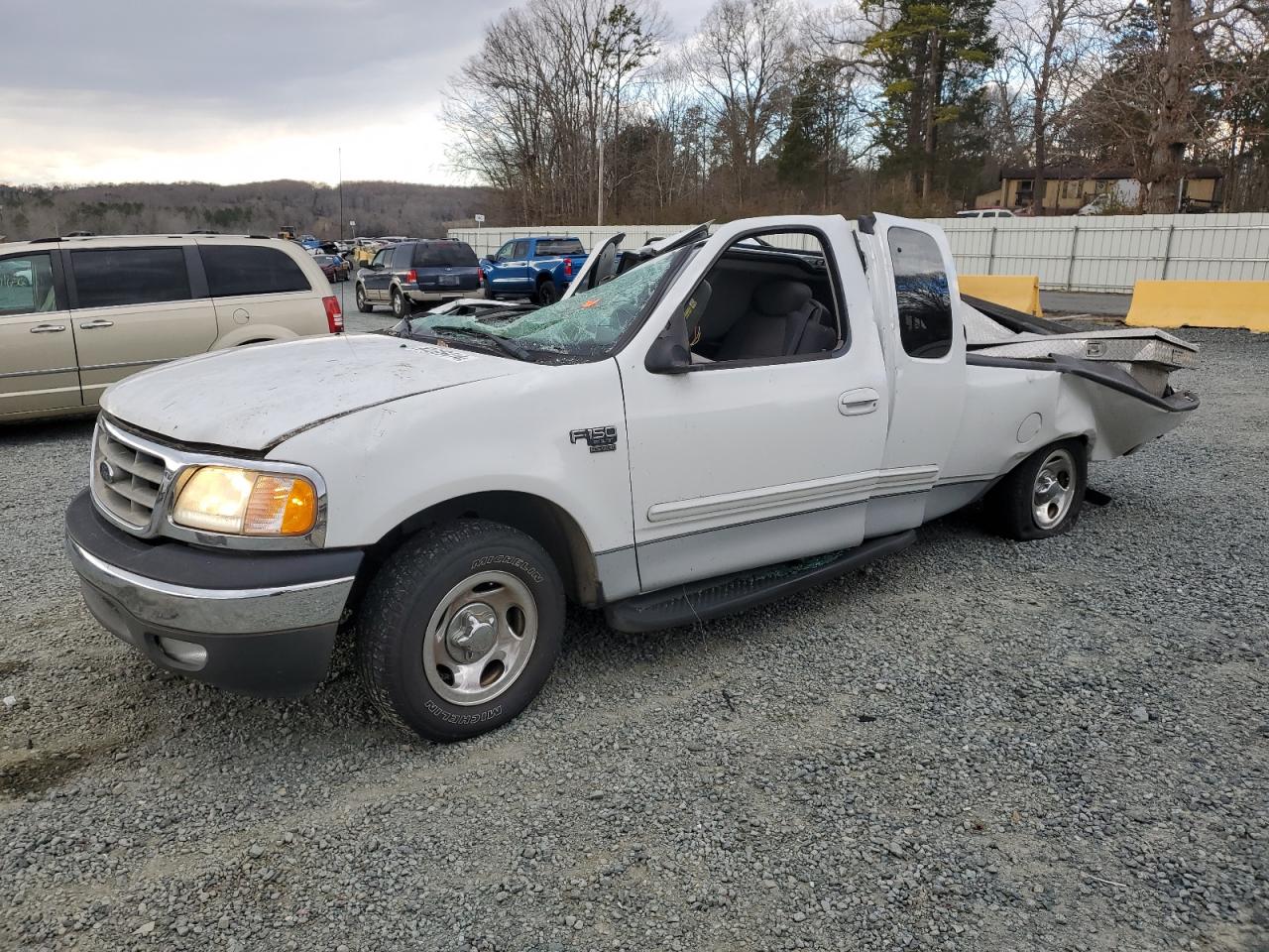 2003 Ford F150 na sprzedaż w Concord, NC - All Over