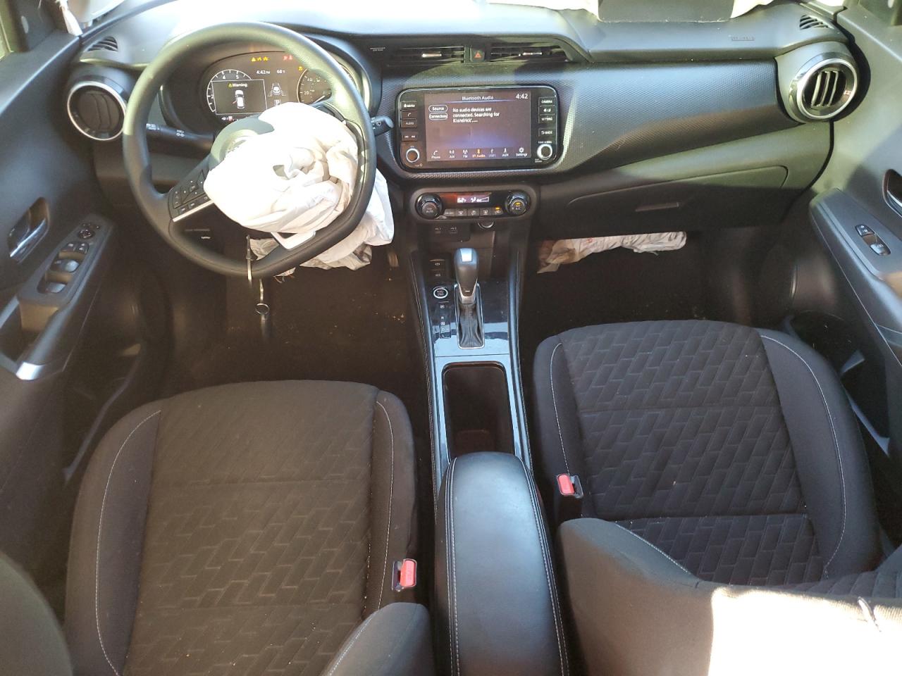 2021 Nissan Kicks - Image 8