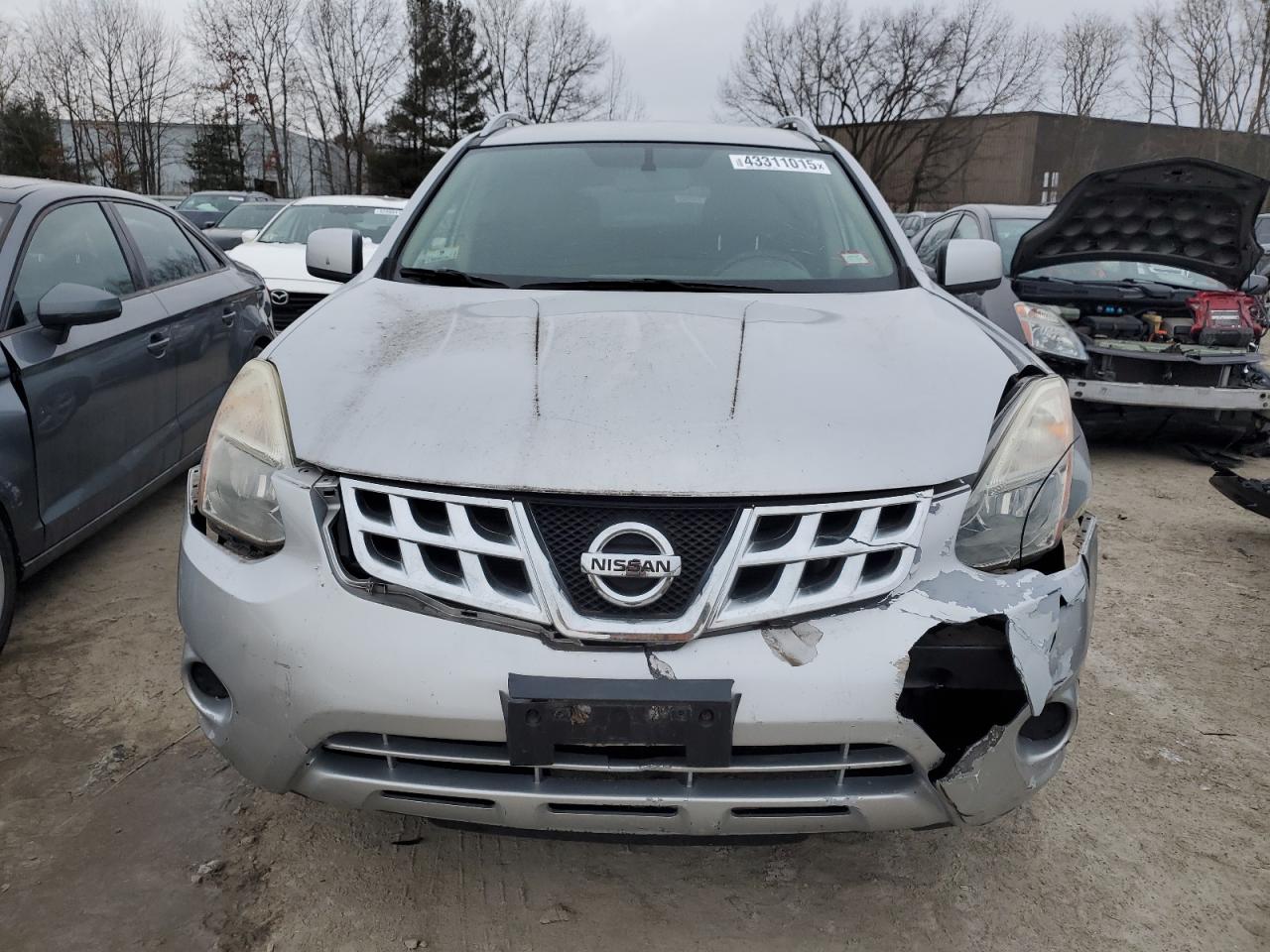 2011 Nissan Rogue - Image 5