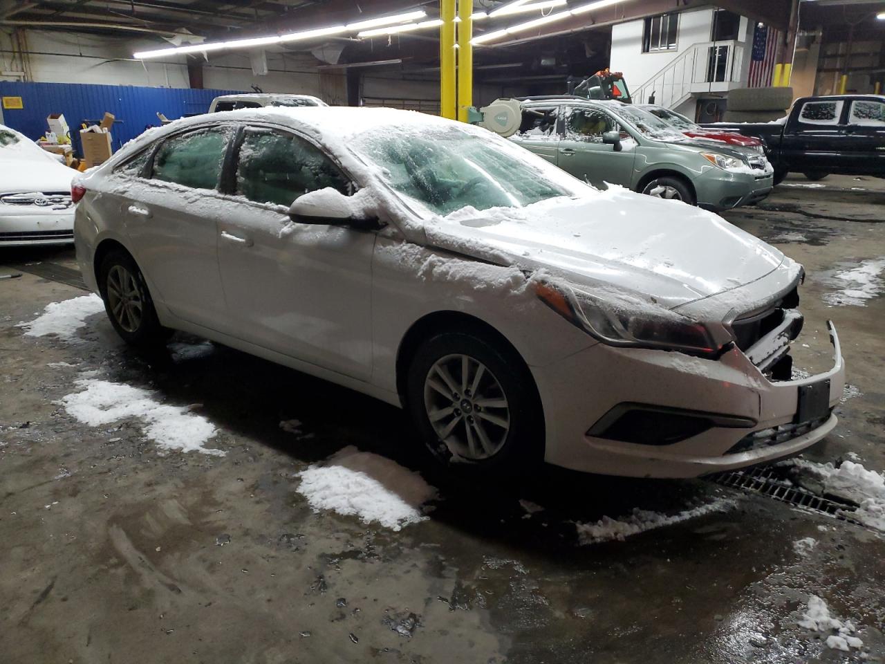 2016 Hyundai Sonata - Image 4