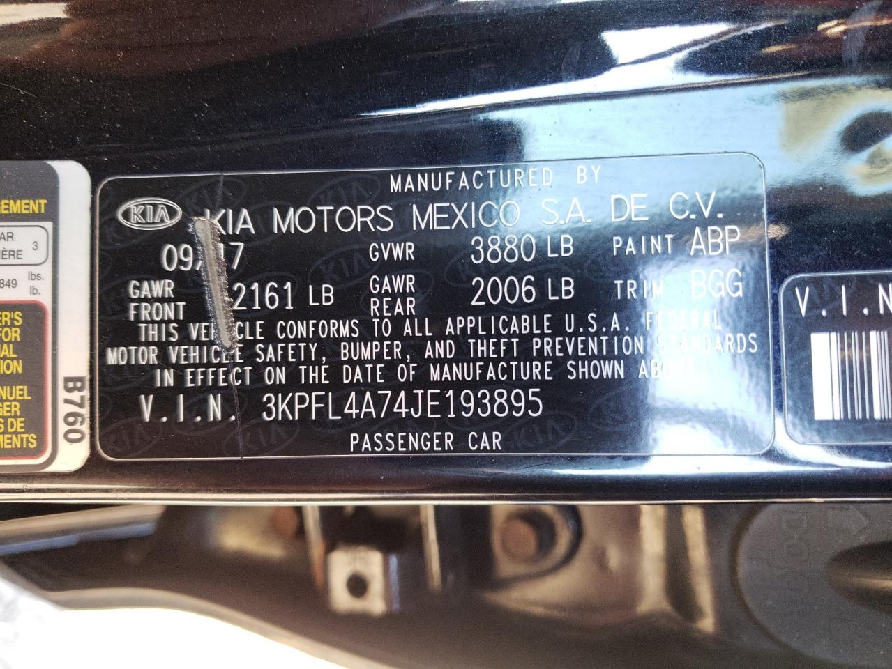 2018 Kia Forte - Image 12