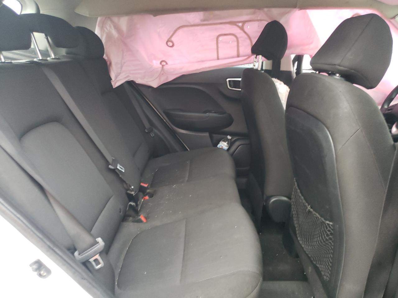 2021 Hyundai Venue - Image 12