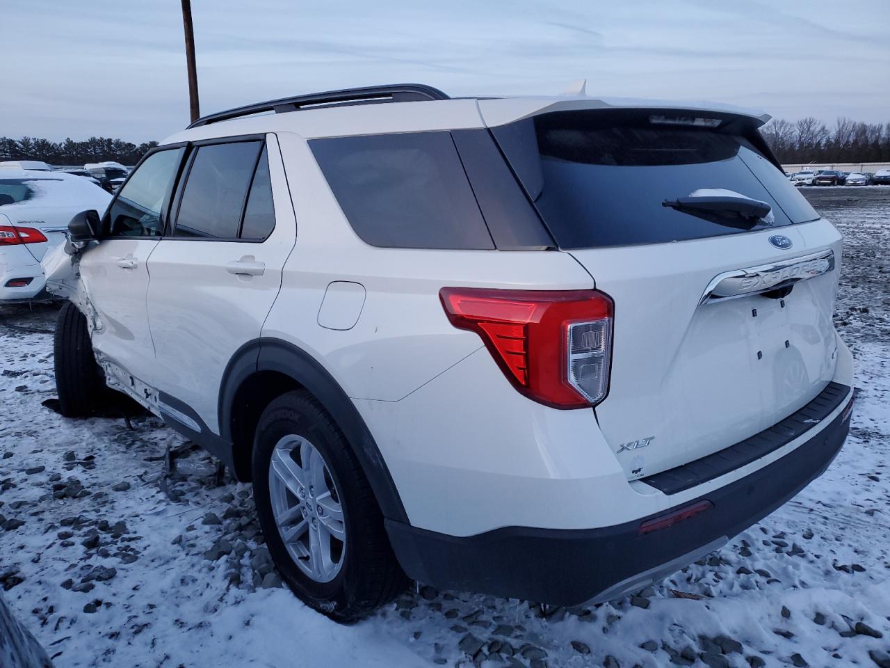 2022 Ford Explorer - Image 2