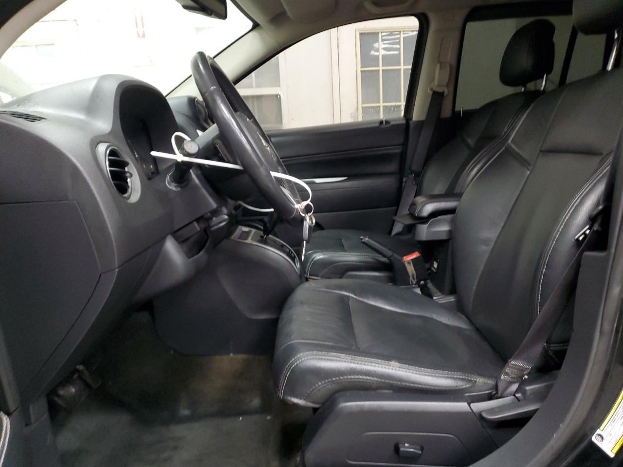 2016 Jeep Compass - Image 7