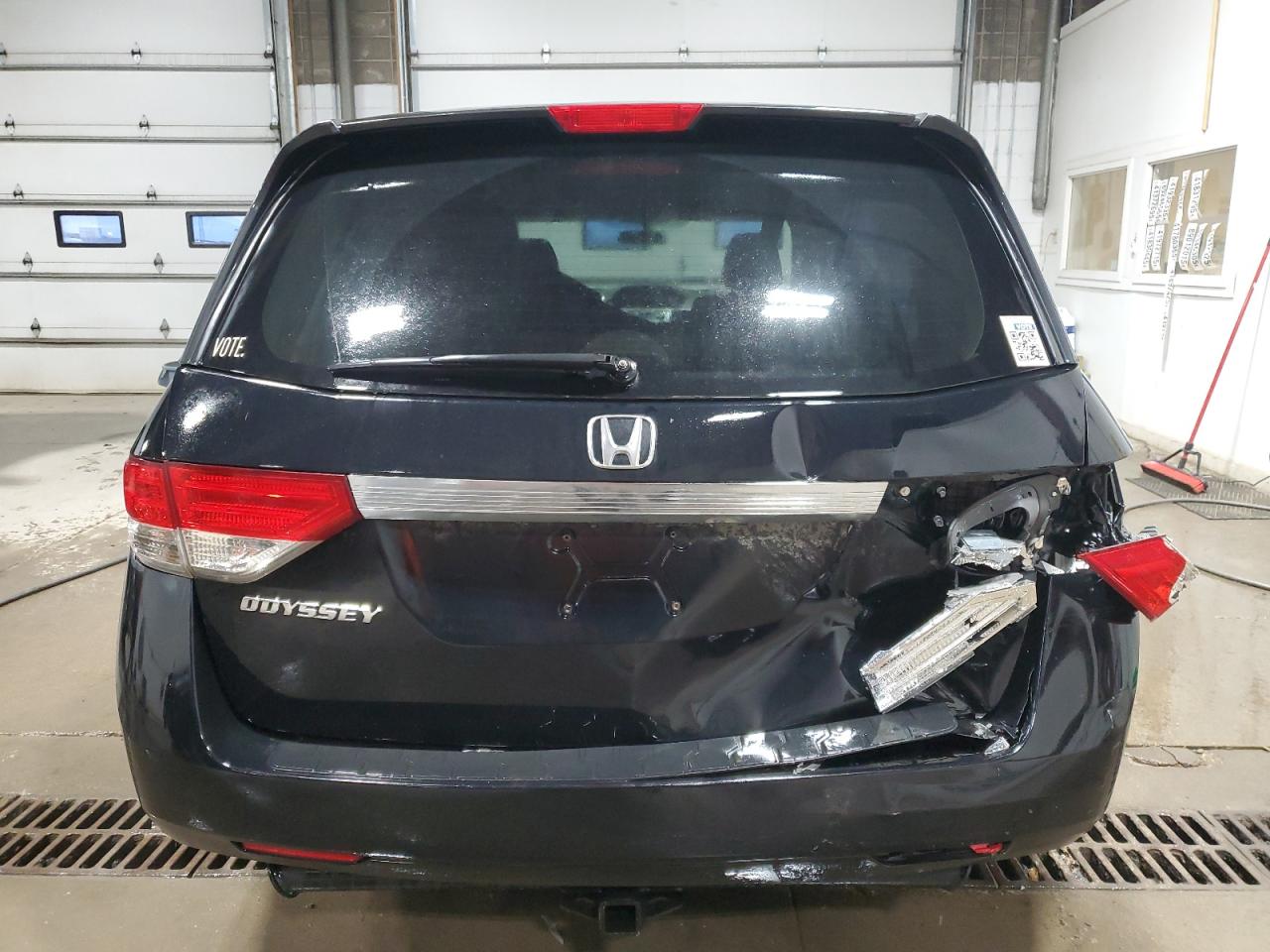 2016 Honda Odyssey - Image 6