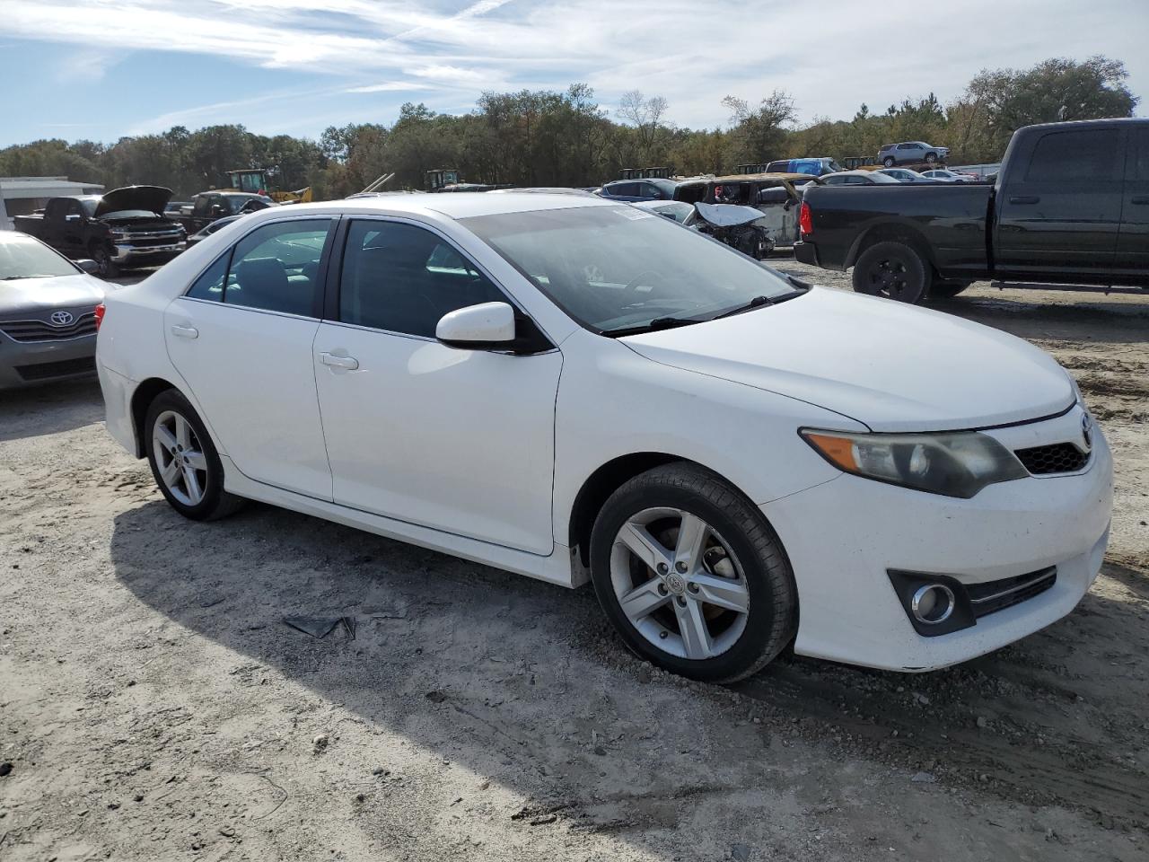 2012 Toyota Camry - Image 4