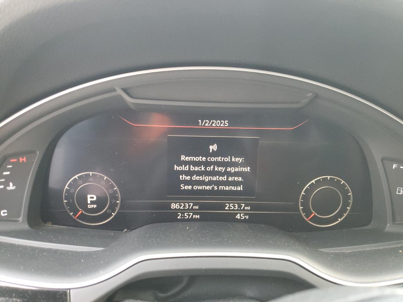 2017 Audi Q7 Premium Plus VIN: WA1LAAF75HD017797 Lot: 87102894