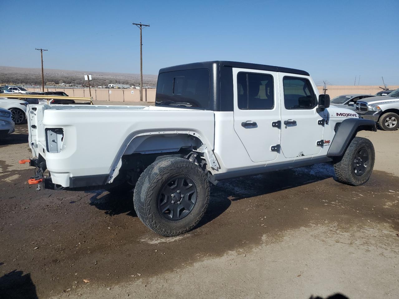 2021 Jeep Gladiator - Image 3