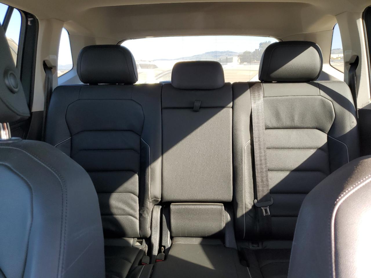 2019 Volkswagen Tiguan - Image 10