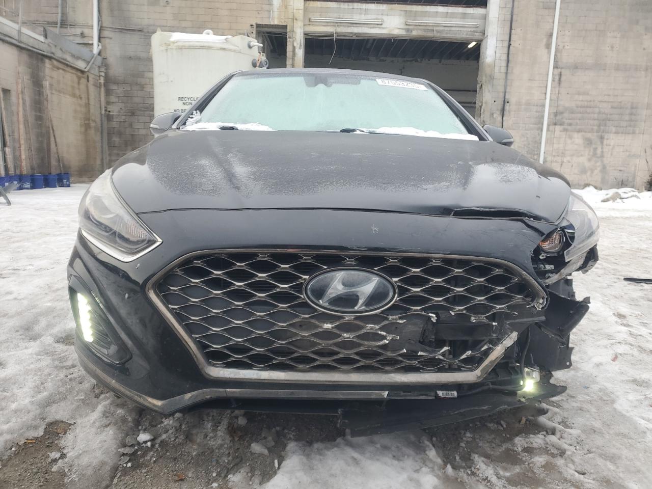 2018 Hyundai Sonata - Image 5
