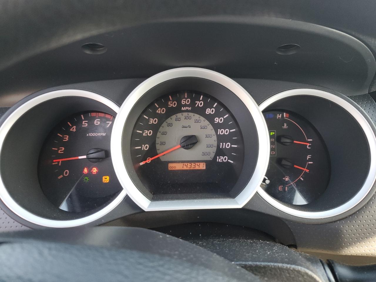 2011 Toyota Tacoma - Image 9