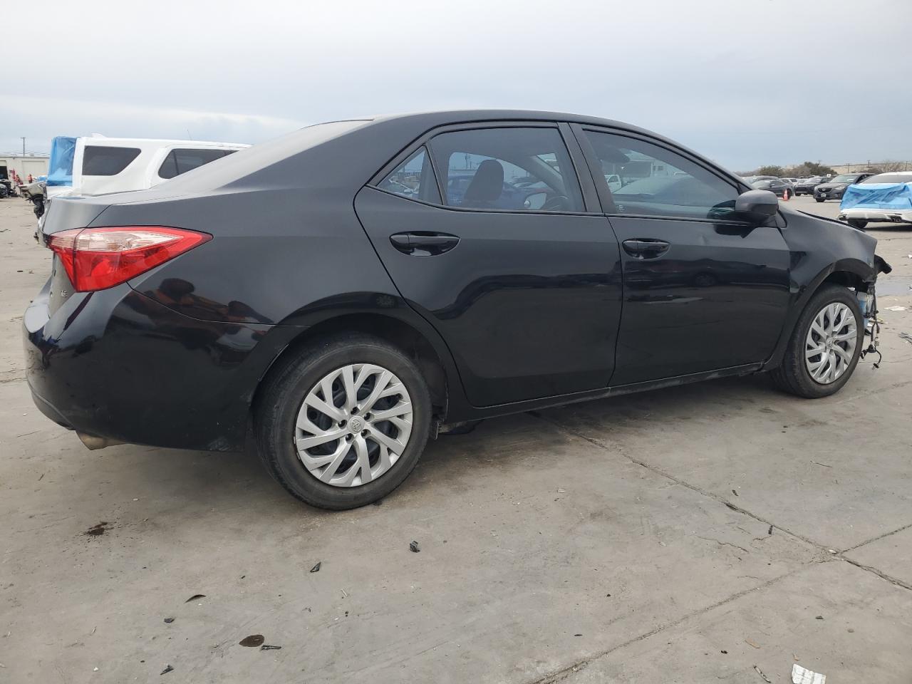 2018 Toyota Corolla - Image 3