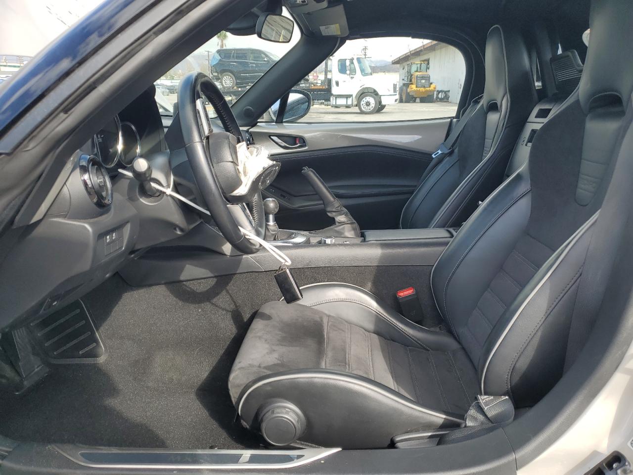 2023 Mazda MX-5 - Image 7