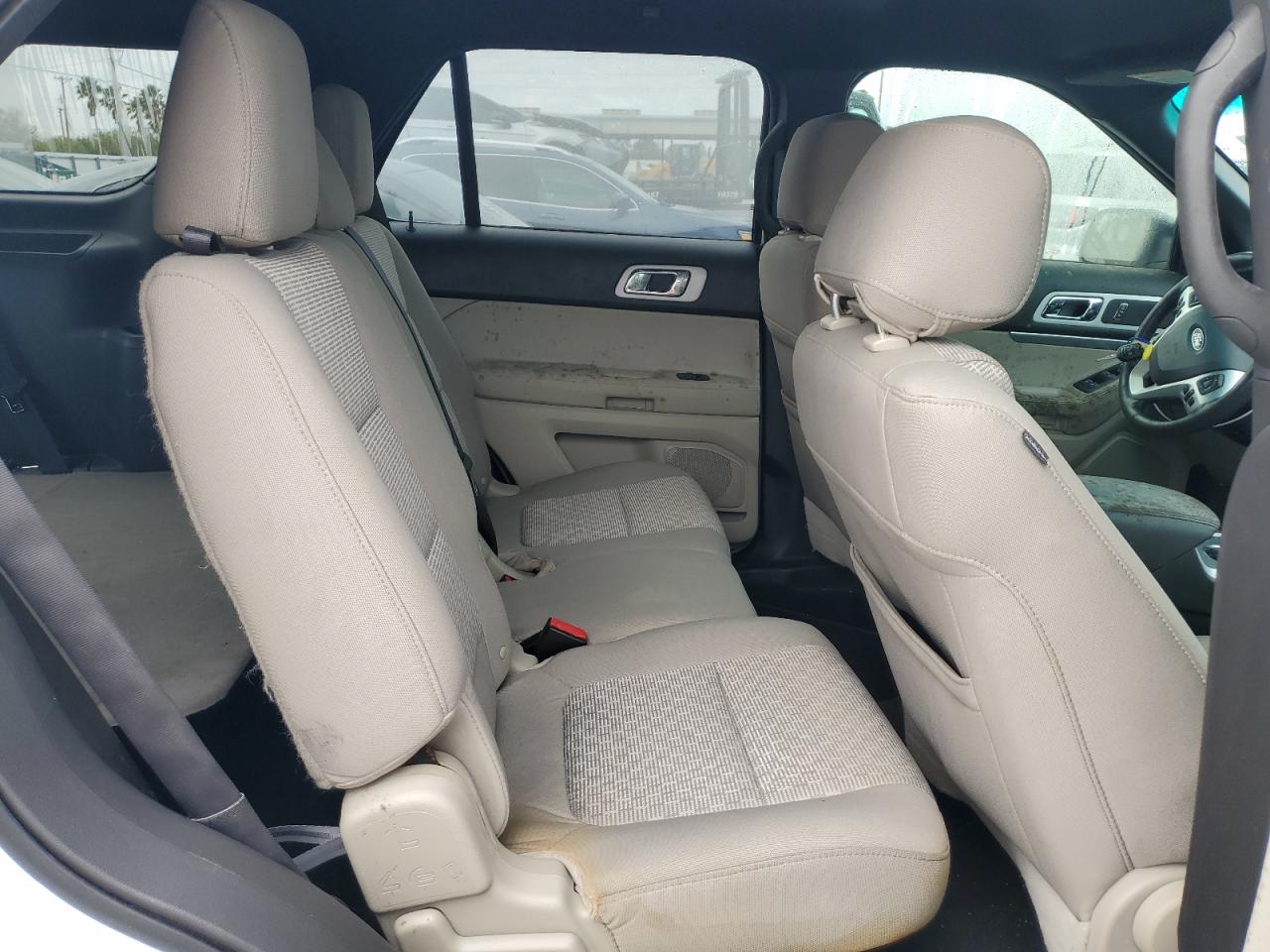 2014 Ford Explorer - Image 11