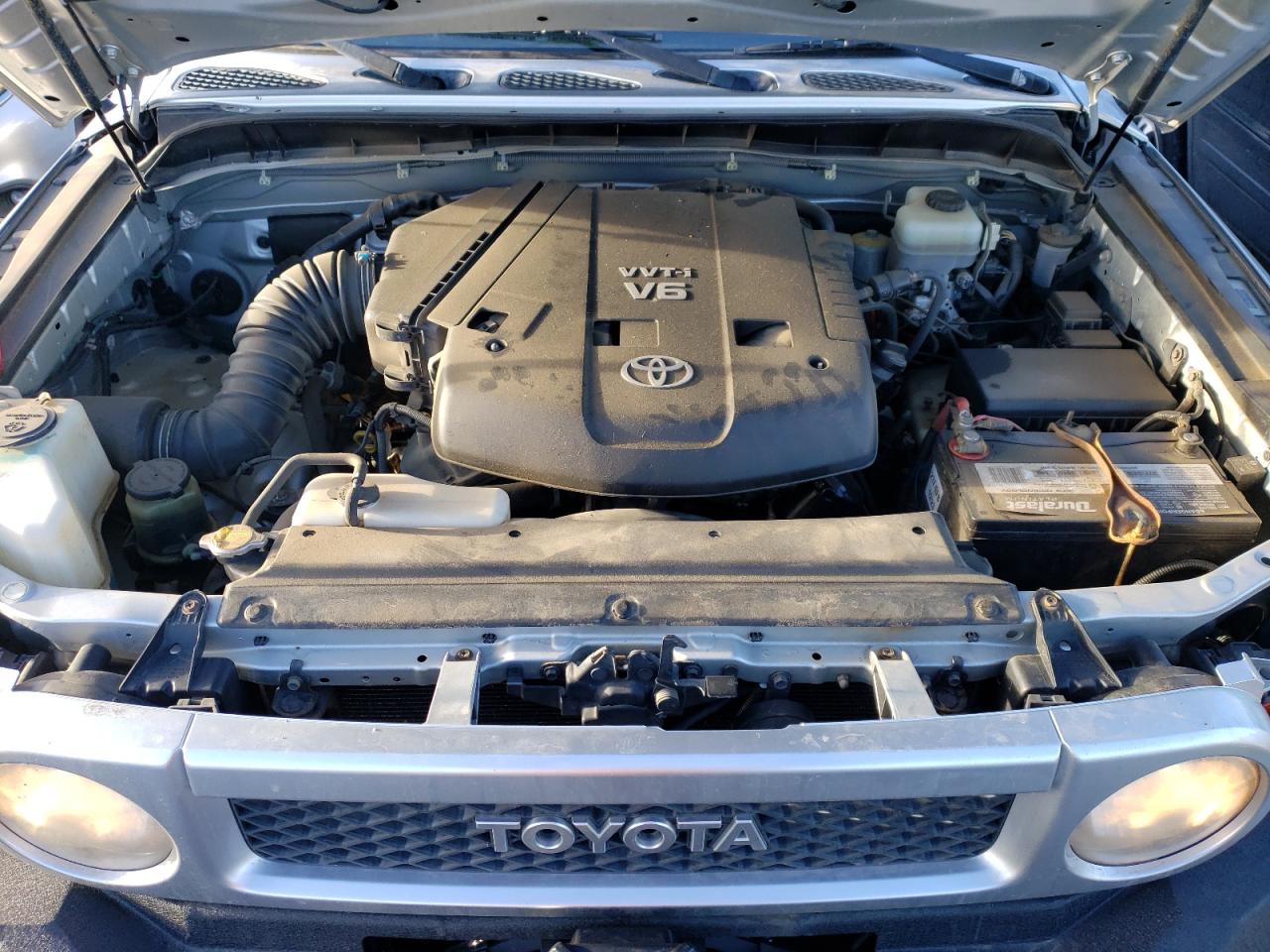 2008 Toyota FJ Cruiser - Image 12