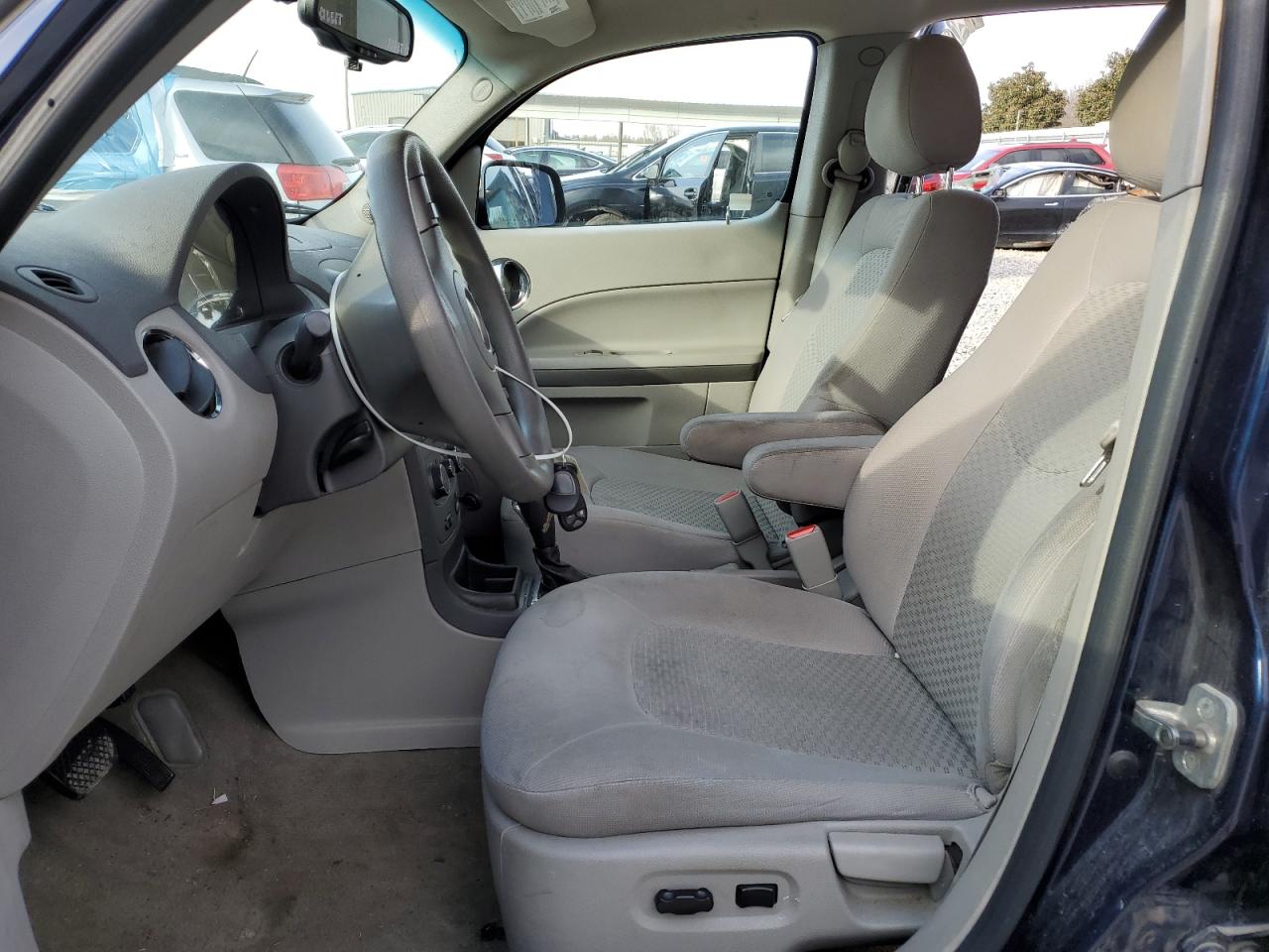2009 Chevrolet HHR - Image 7