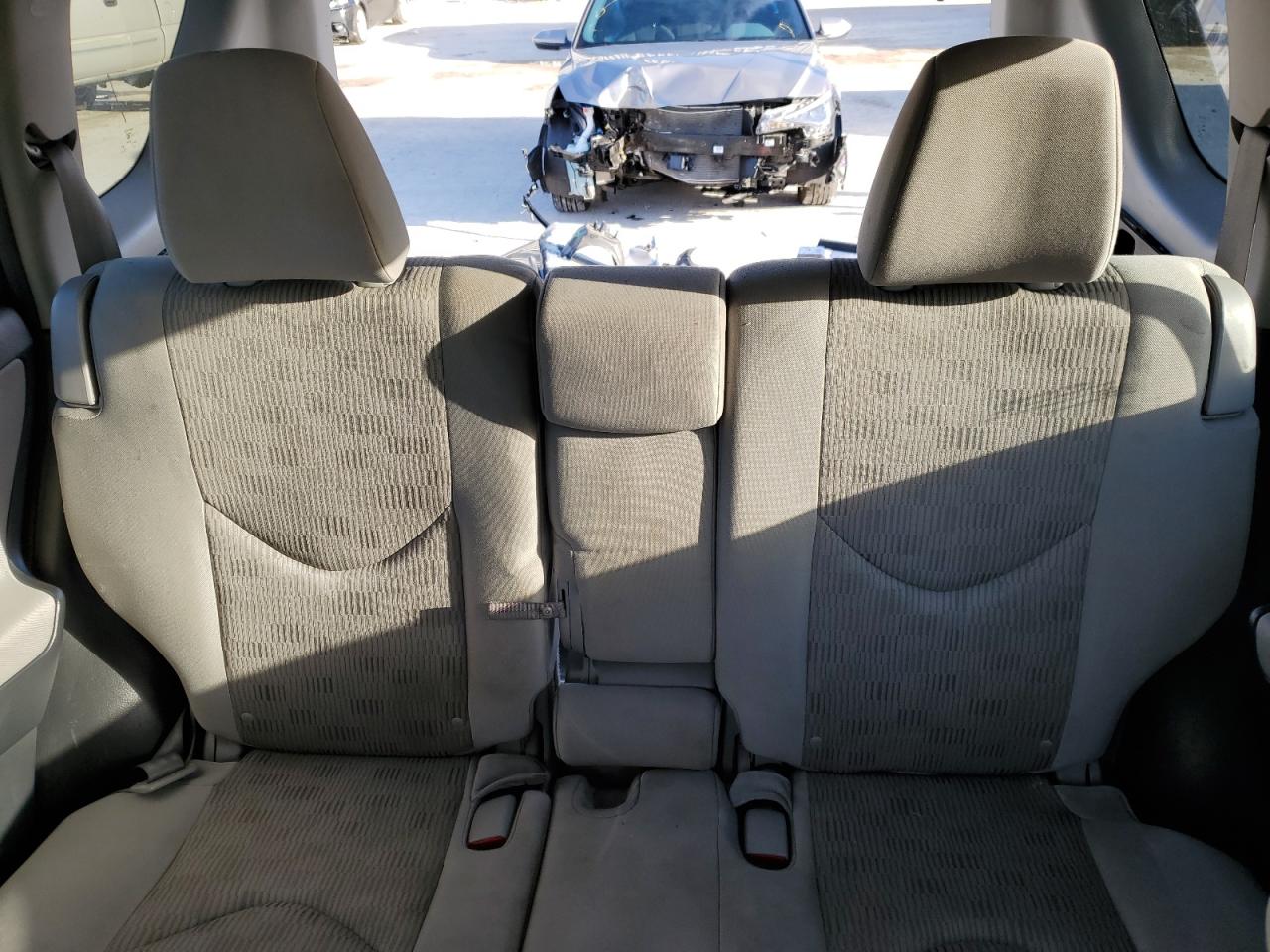 2012 Toyota RAV 4 - Image 10