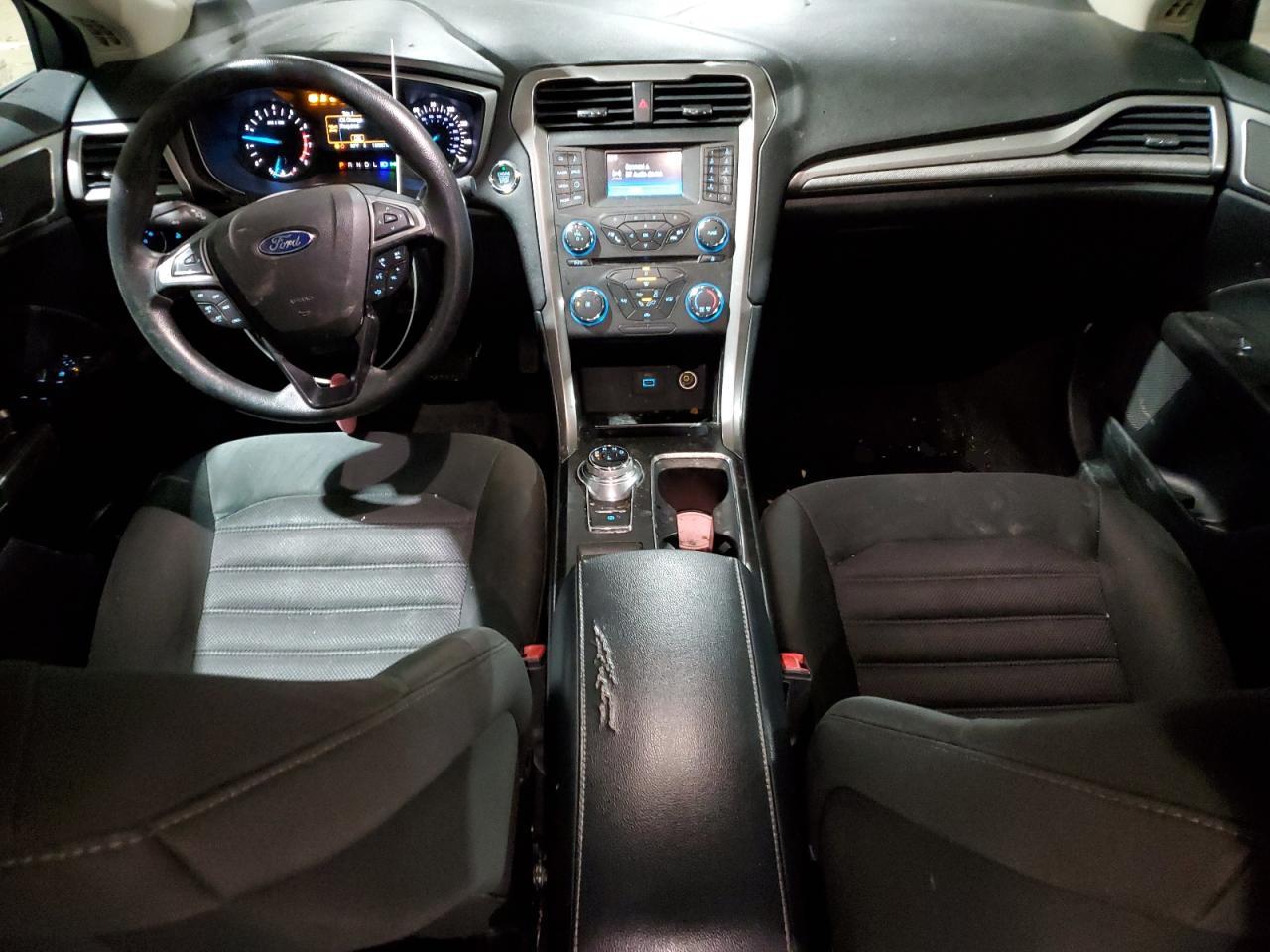 2017 Ford Fusion - Image 8