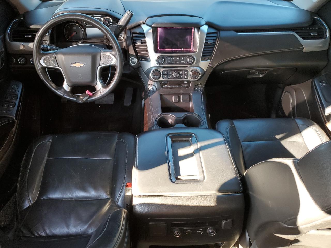 2015 Chevrolet Suburban - Image 8