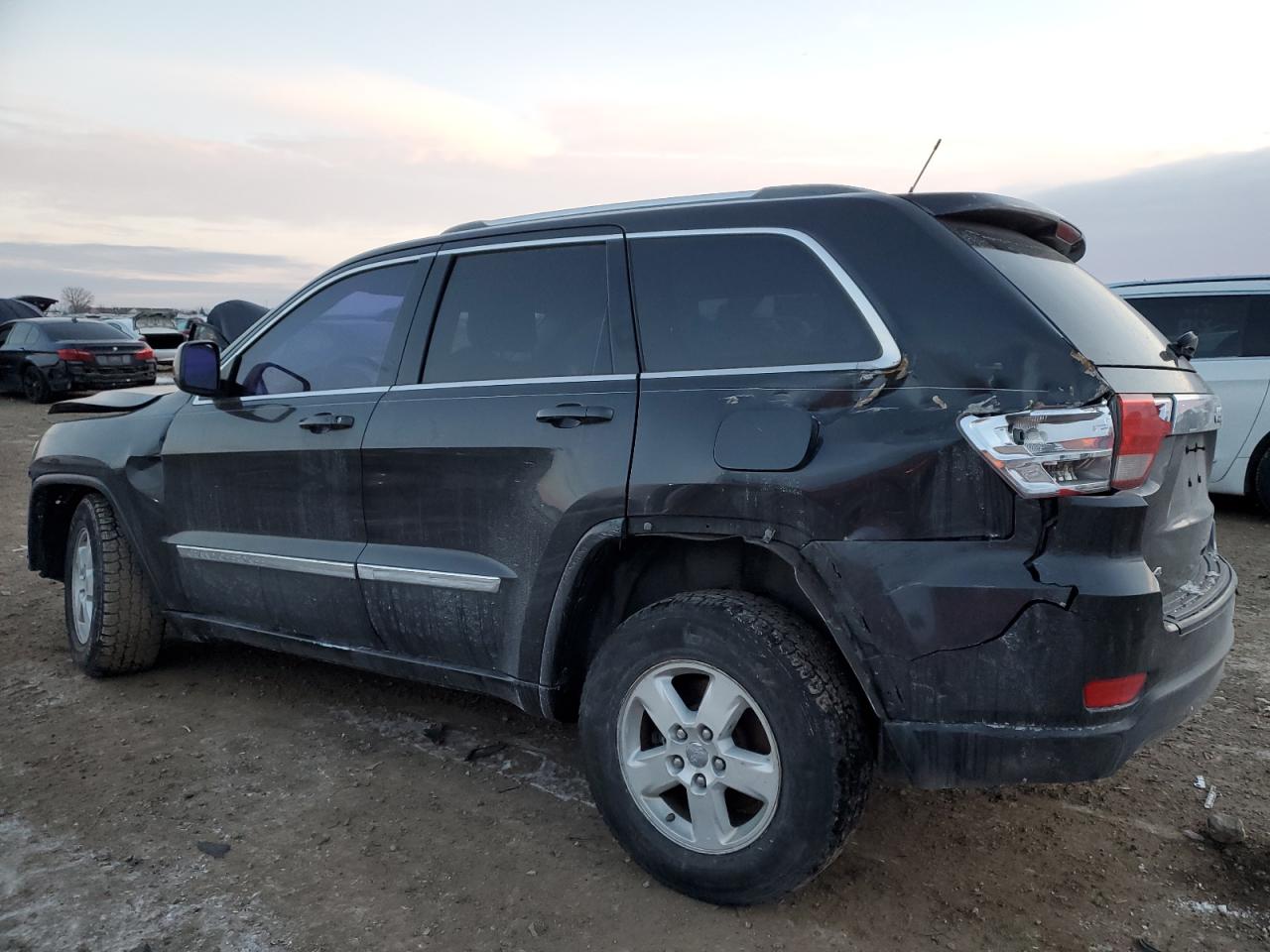 2011 Jeep Grand Cherokee - Image 2