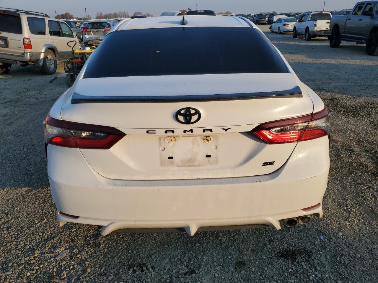 2021 Toyota Camry - Image 6