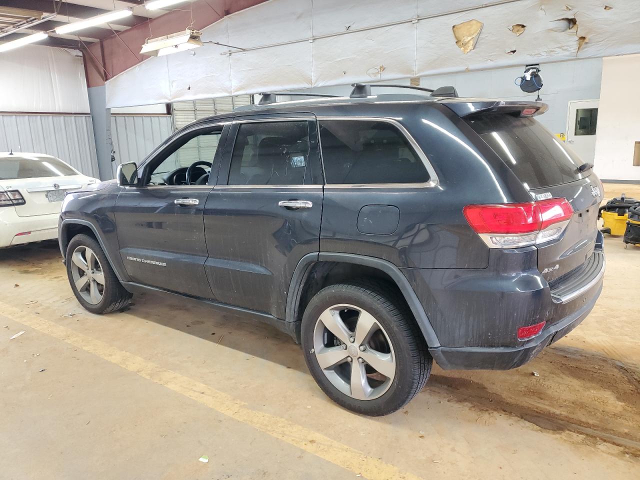 2014 Jeep Grand Cherokee - Image 2