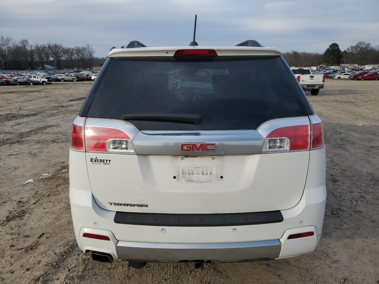 2015 GMC Terrain - Image 6