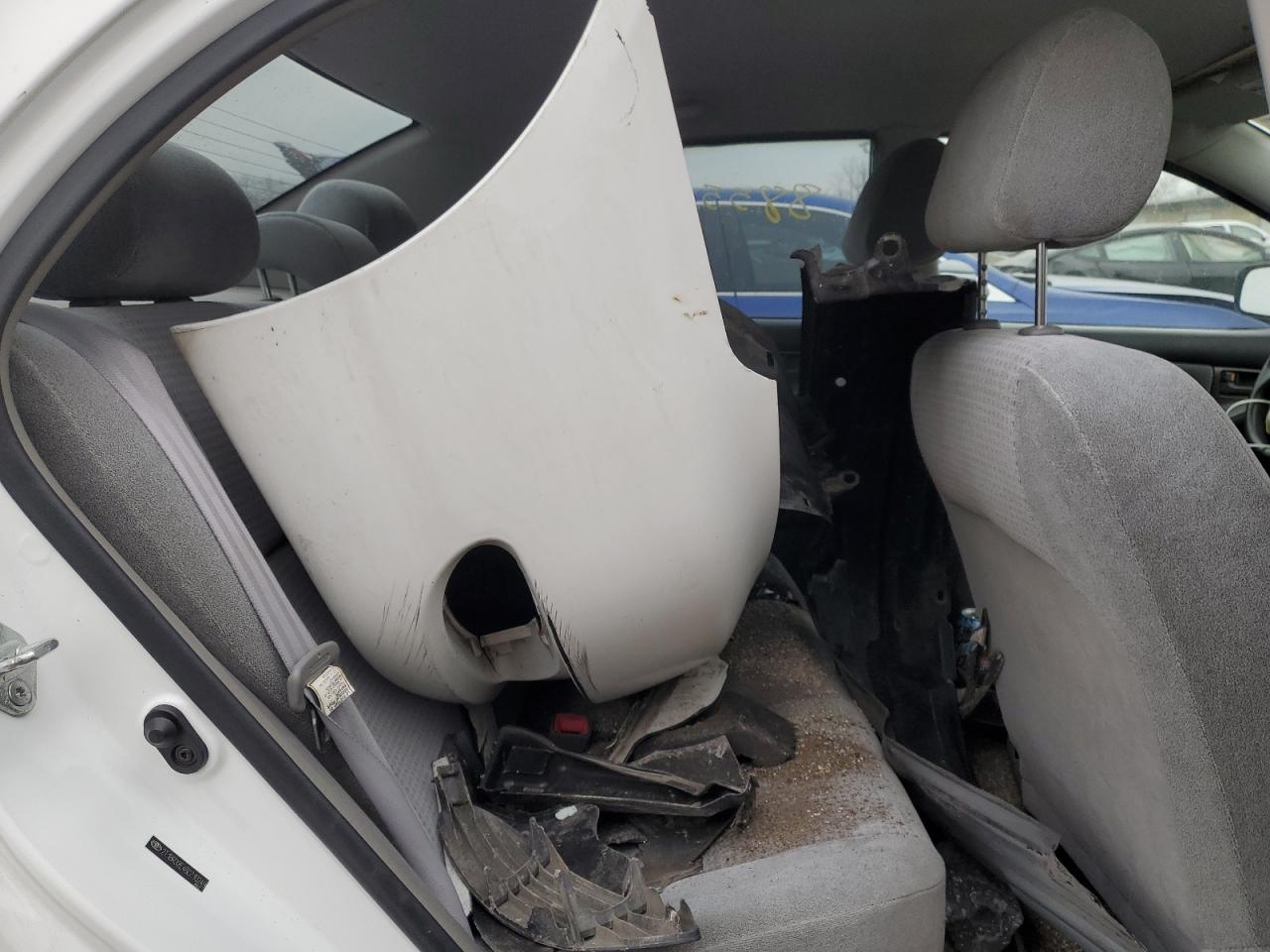 2006 Toyota Corolla - Image 10