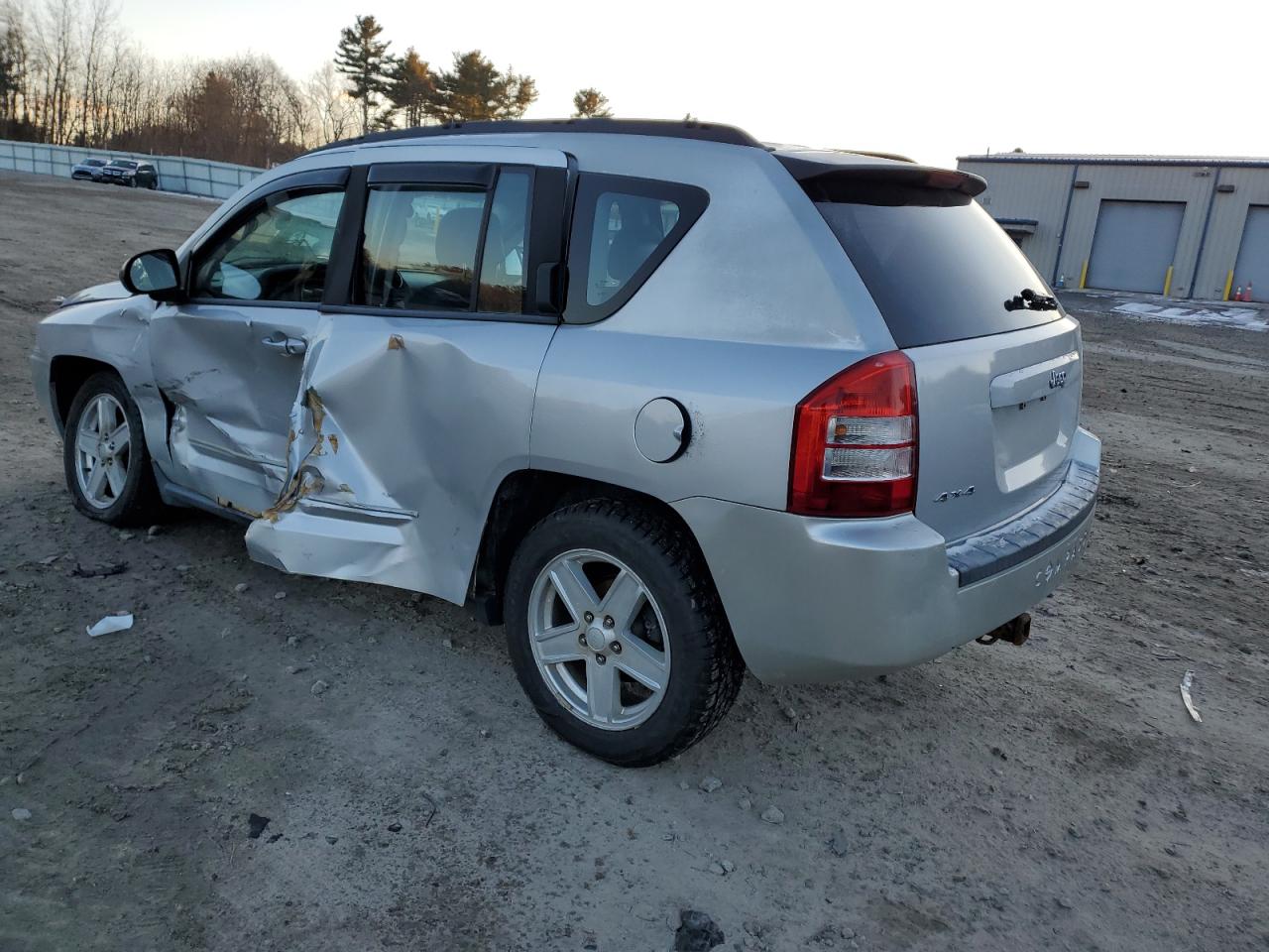 2010 Jeep Compass - Image 2