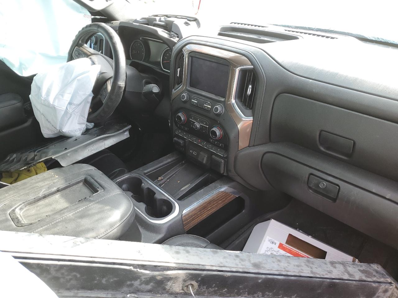 2020 Chevrolet Silverado - Image 8