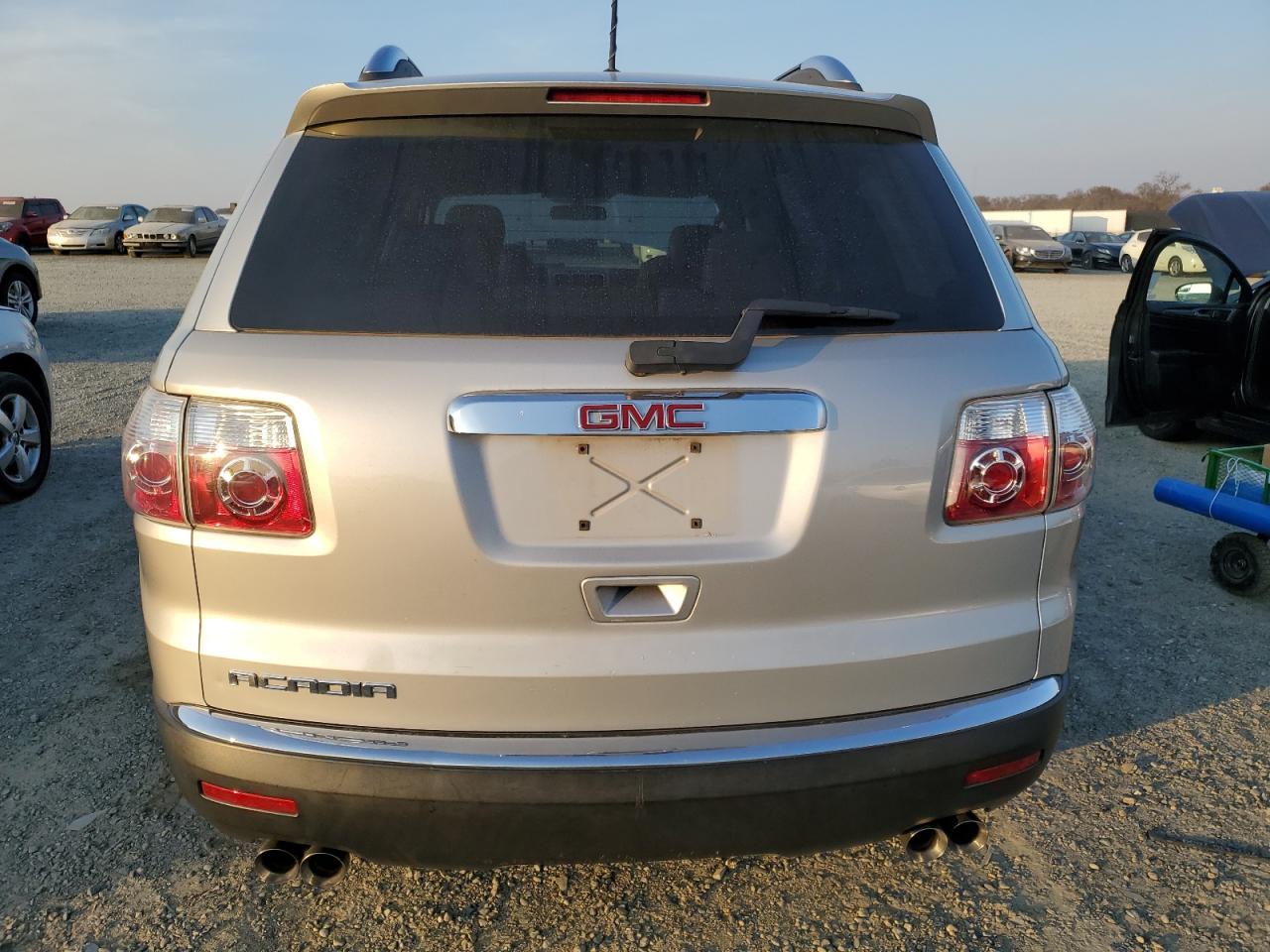 2008 GMC Acadia - Image 6