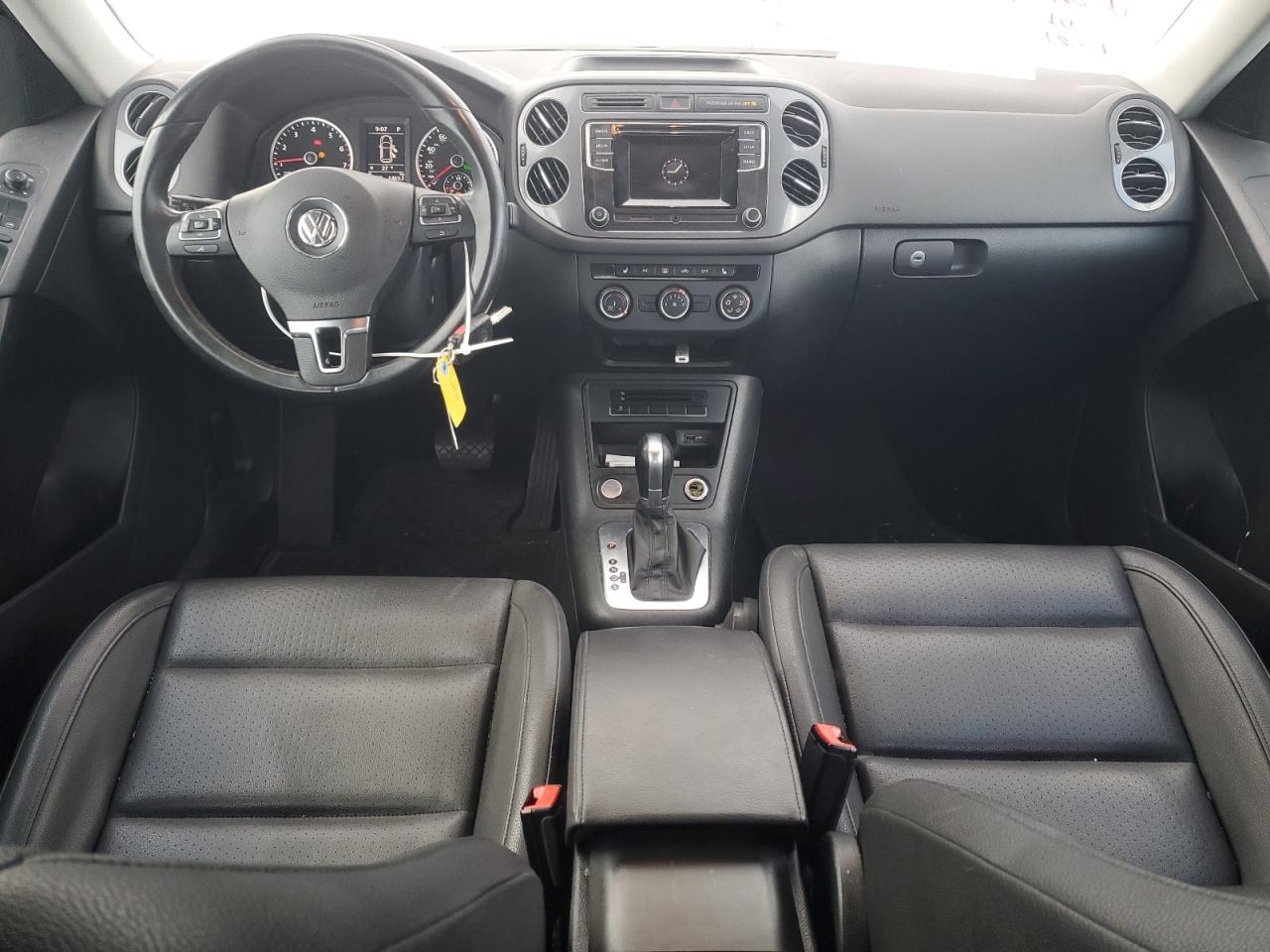 2016 Volkswagen Tiguan - Image 8