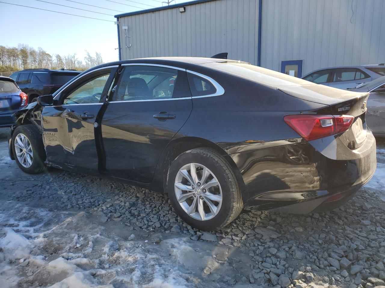 2023 Chevrolet Malibu - Image 2