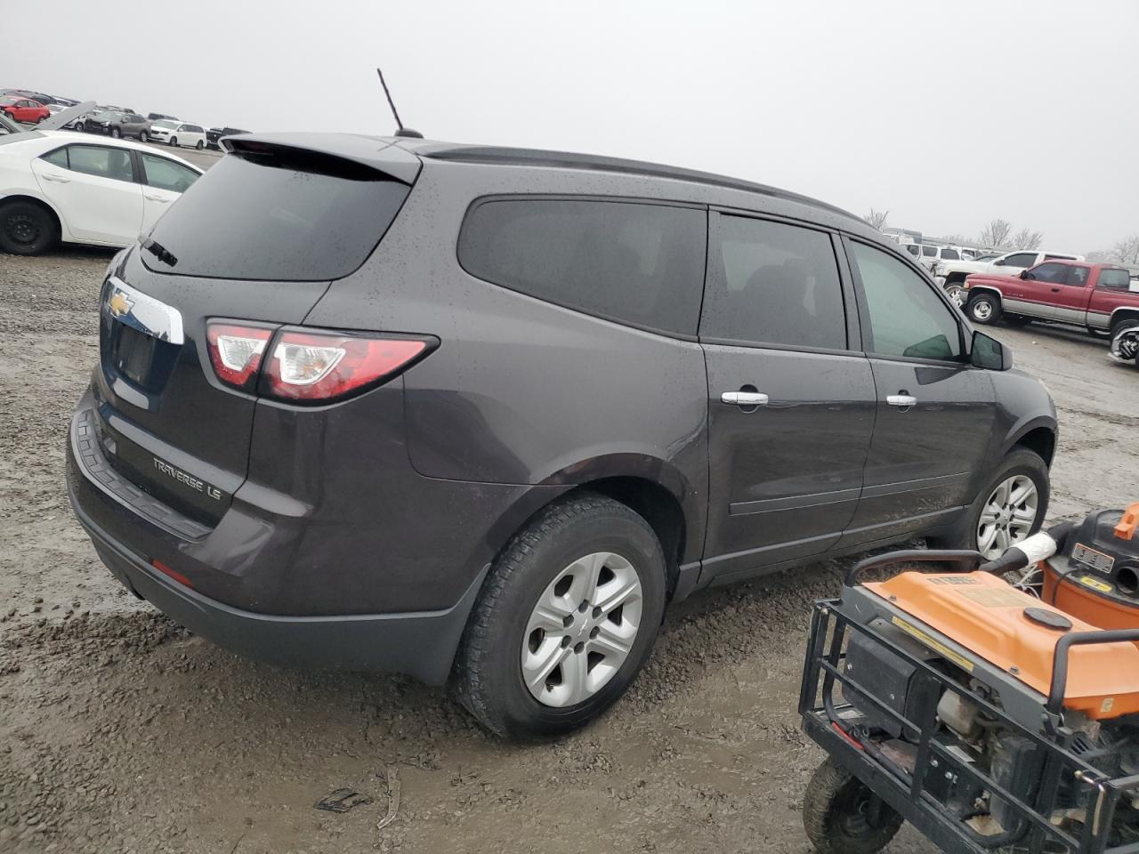 2014 Chevrolet Traverse - Image 3