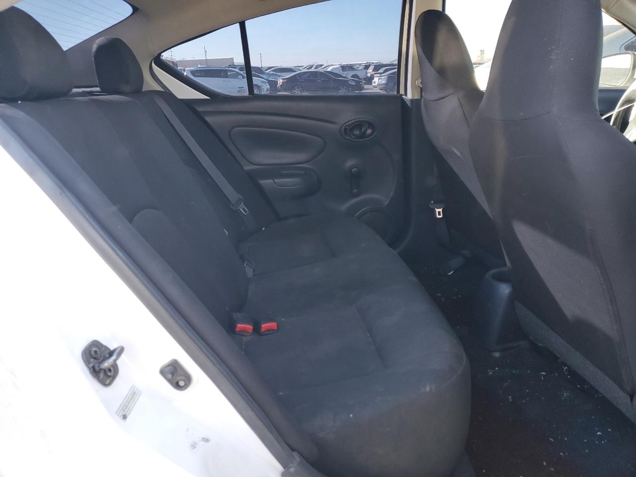 2017 Nissan Versa - Image 10