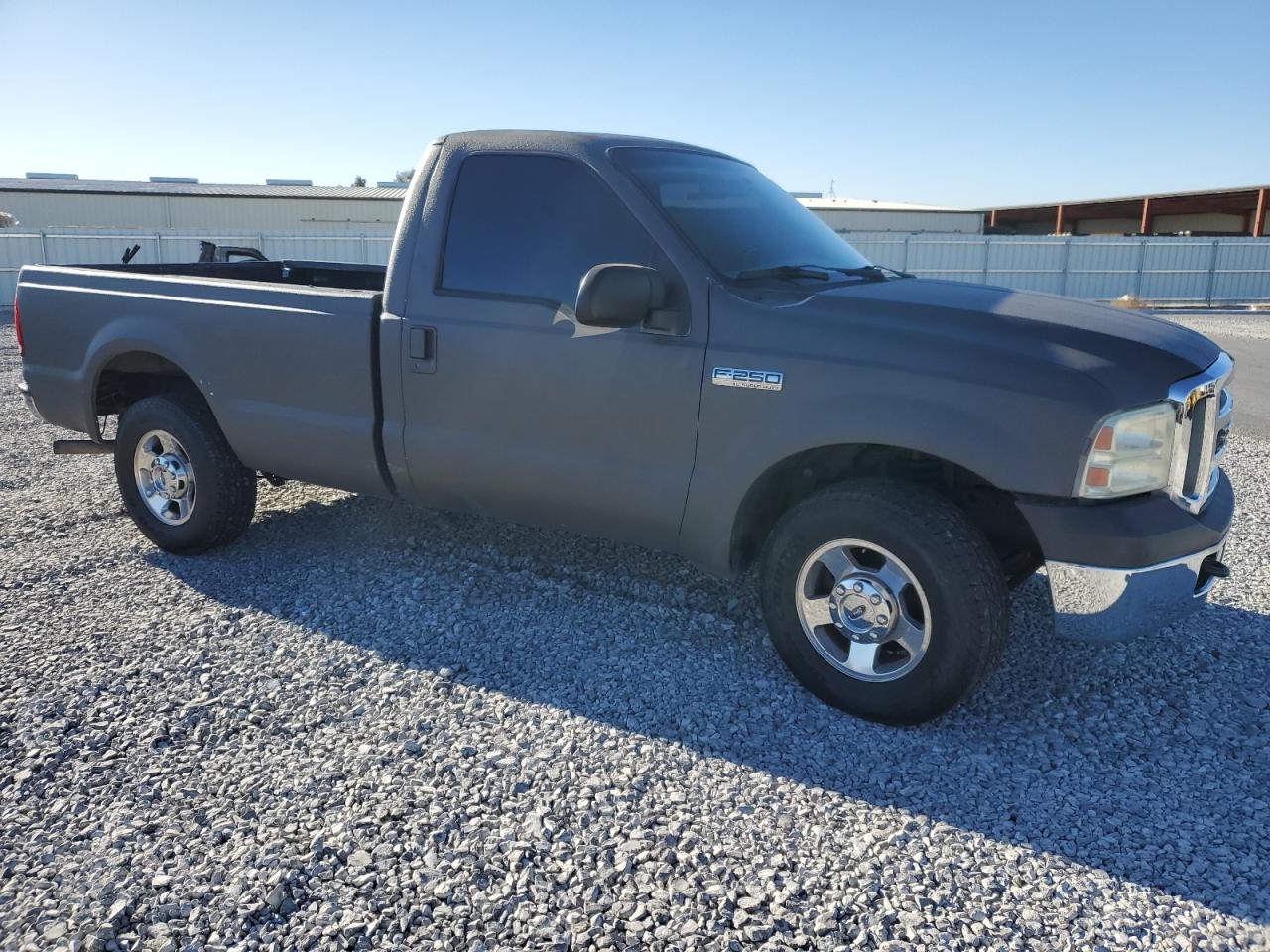 2005 Ford F250 - Image 4