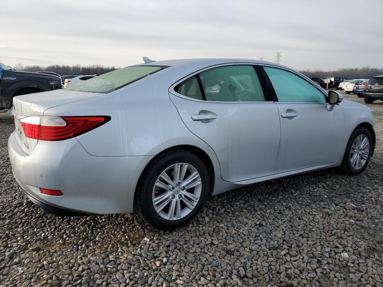 2014 Lexus ES - Image 3