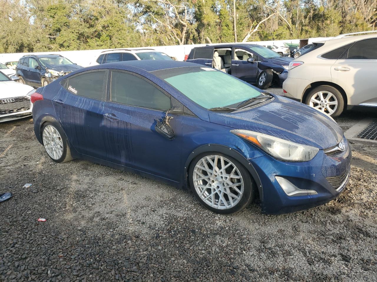 2016 Hyundai Elantra - Image 4