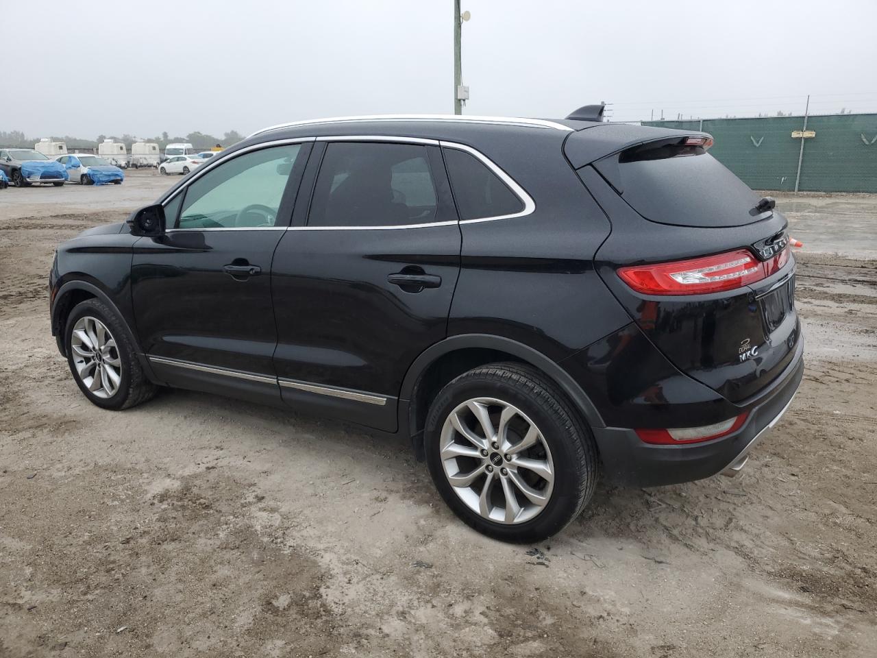 2019 Lincoln MKC - Image 2