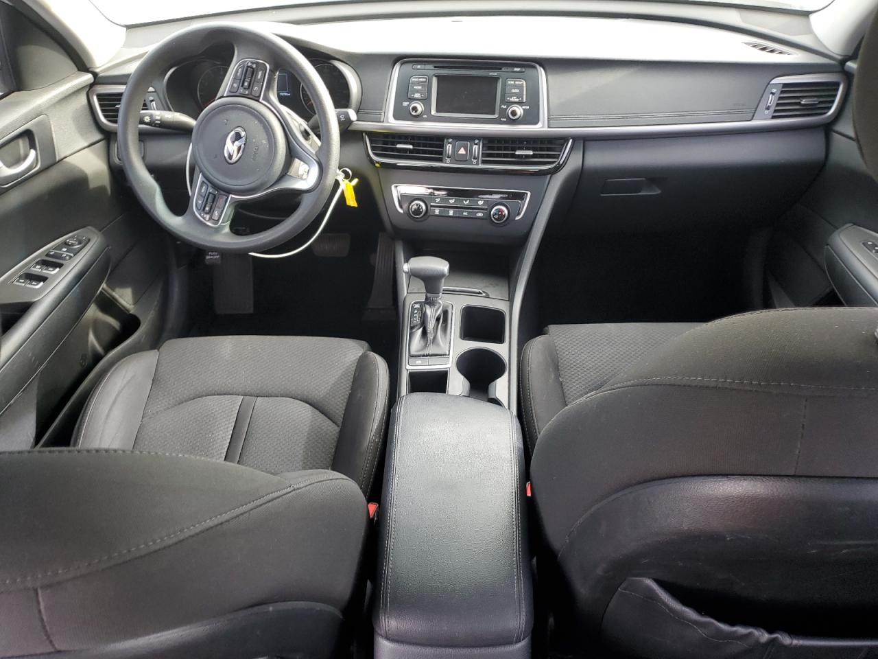 2017 Kia Optima - Image 8