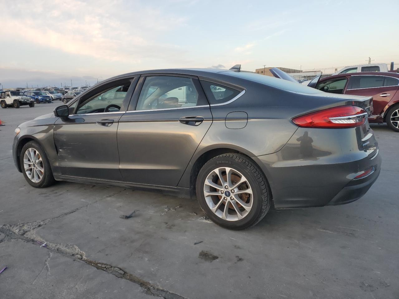 2020 Ford Fusion - Image 2