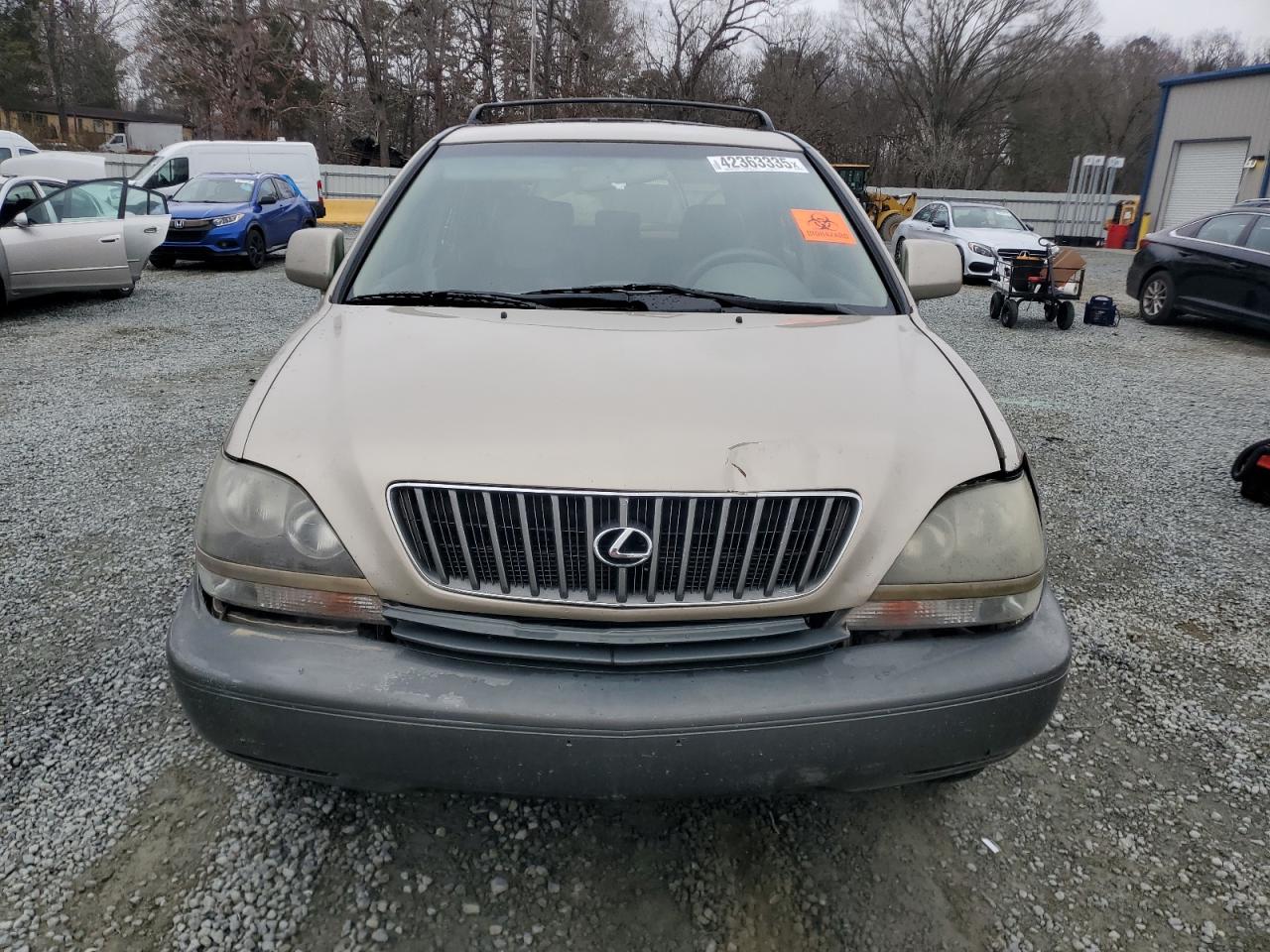 1999 Lexus RX - Image 5