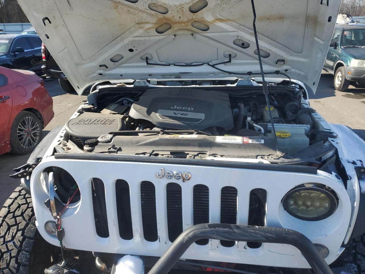 2014 Jeep Wrangler - Image 12