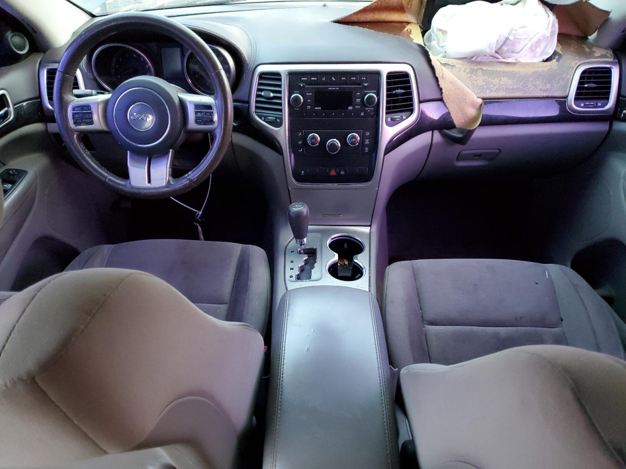 2011 Jeep Grand Cherokee - Image 8