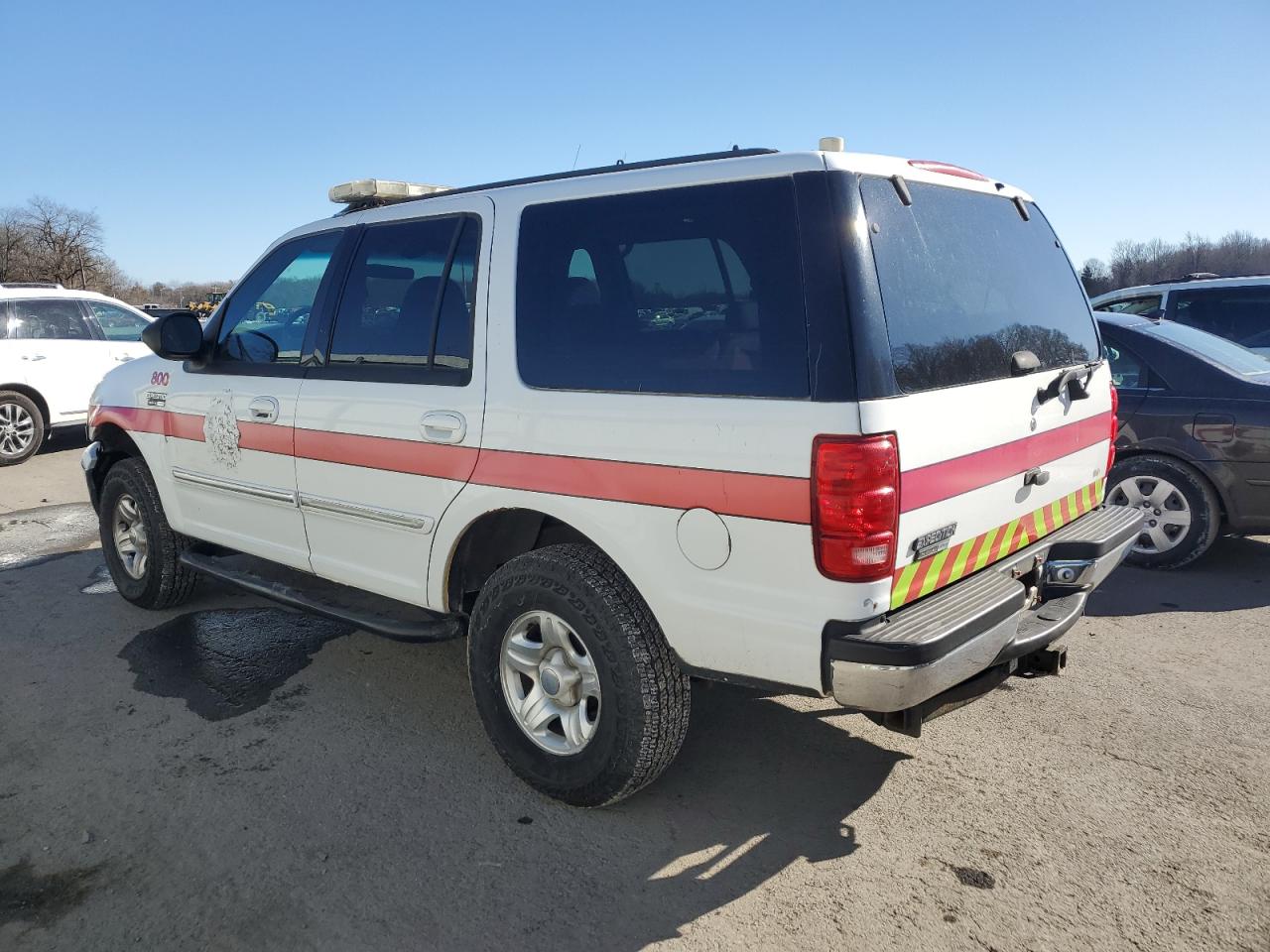 1999 Ford Expedition - Image 2