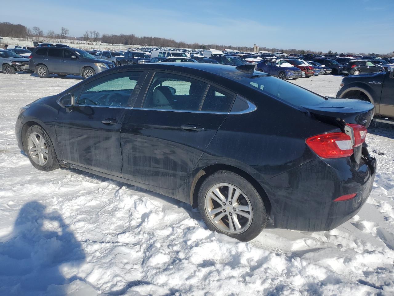 2017 Chevrolet Cruze - Image 2
