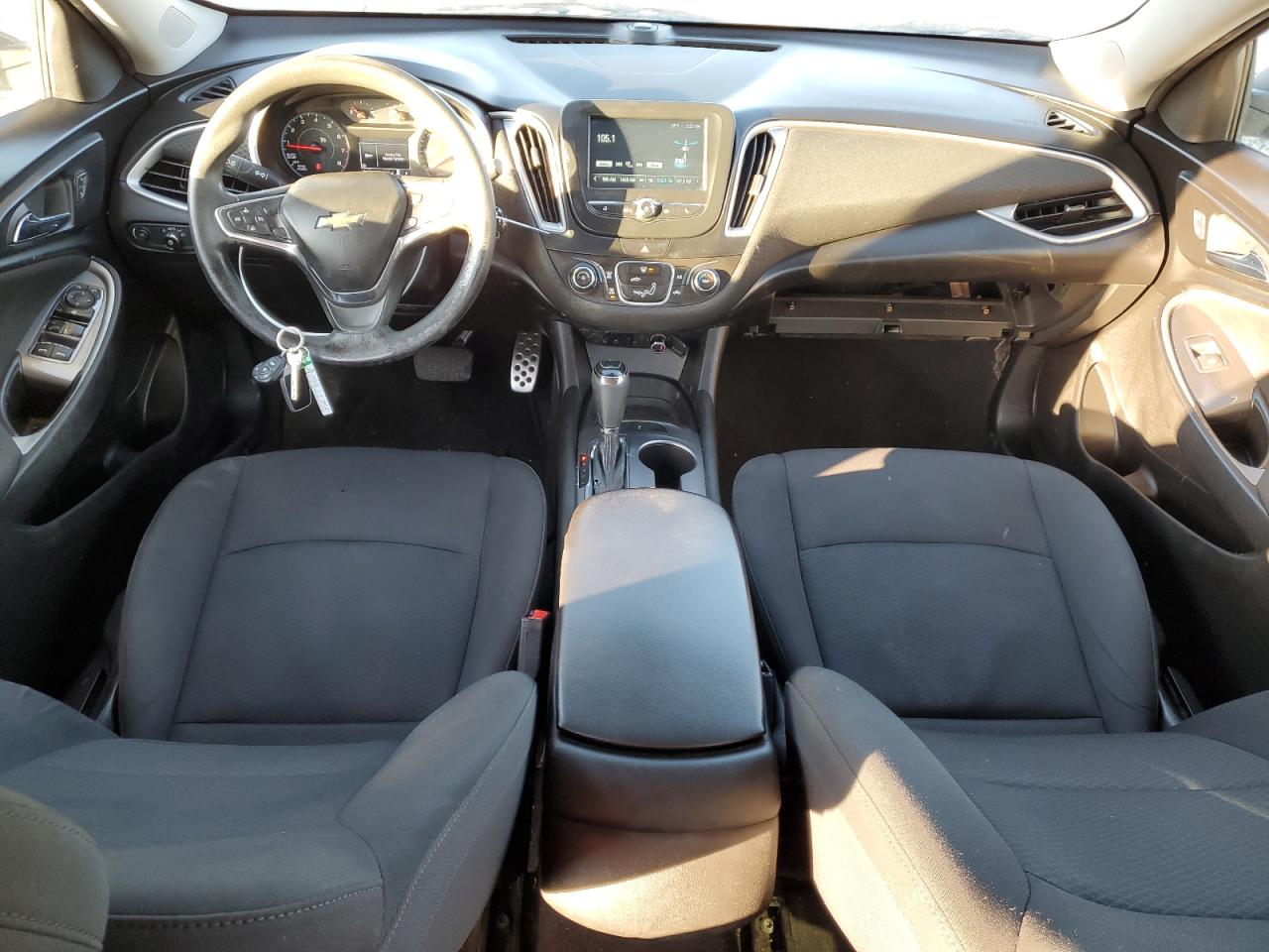 2017 Chevrolet Malibu - Image 8